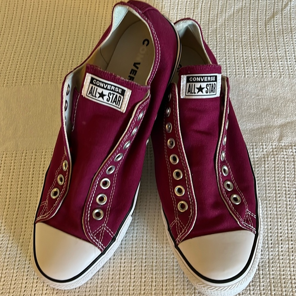 Men’s Converse No Tie Shoes